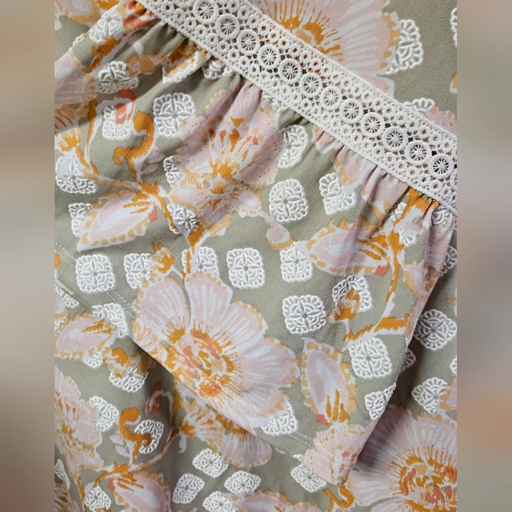 Ruby Rd Floral Top - Picture 3 of 9